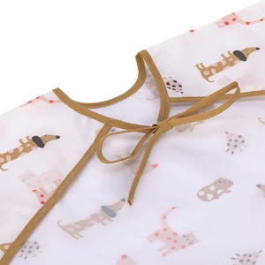 2 Lätzchen mit Ärmeln 6-24M LITTLE MATEYS Laessig spicy orange 