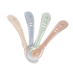 4 cuillères 2er repas silicone Beaba Natural set (pralin/argile/galet/vert de gris)