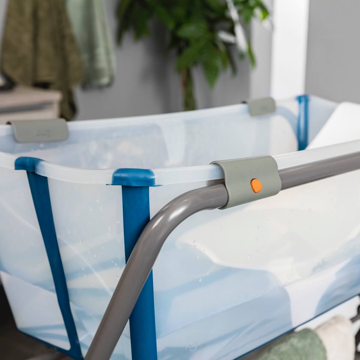 Babysitz faltbare Badewanne FLEXI BATH Stokke white