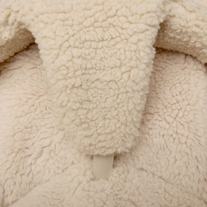 Babywippe LEVO Fur Milk Charlie Crane