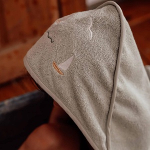 Badecape 85x85cm PETAL gestickt Terry Dear April Segelboote