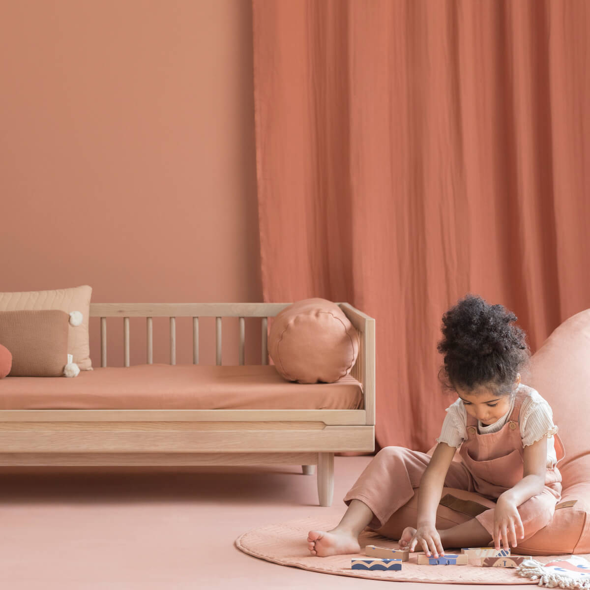 Bankbett 70x140cm PURE Nobodinoz massive Eiche