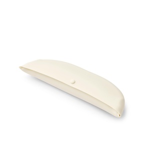 Bavoir imprimé ember par 2 Liewood Elephant creme de la creme