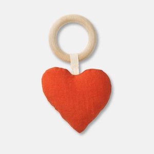 Beißring 12cm LARA HEART Dear April red