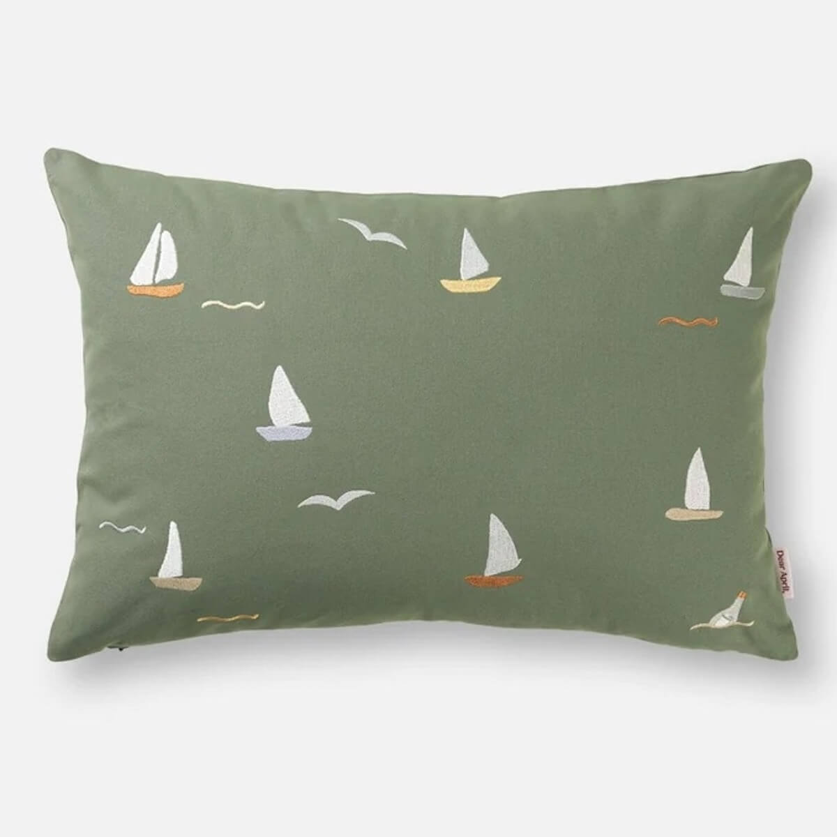 Besticktes Kissen Liebe April-Segelboote