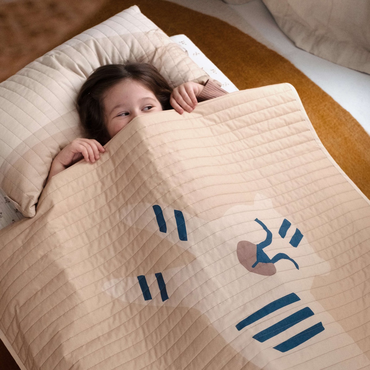 Bettdecke 100x142cm LANDSCAPE Nobodinoz blue tiger