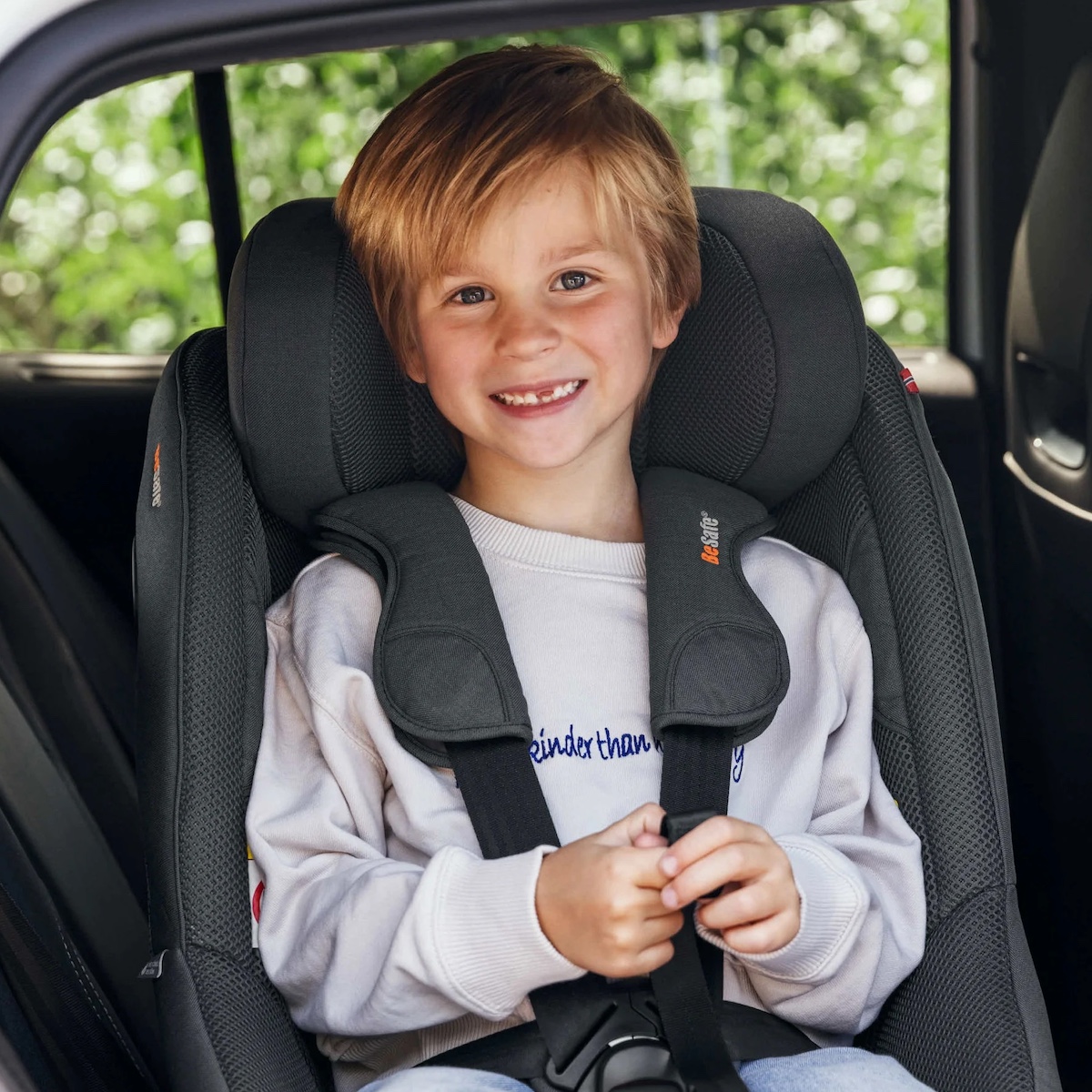 Beyond 360 Autositz Besafe anthrazit mesh