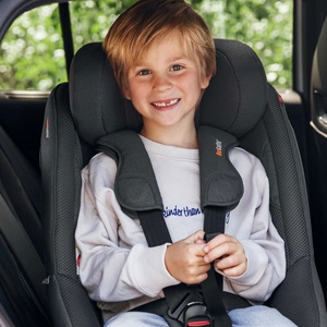 Beyond 360 Autositz Besafe fresh black cab