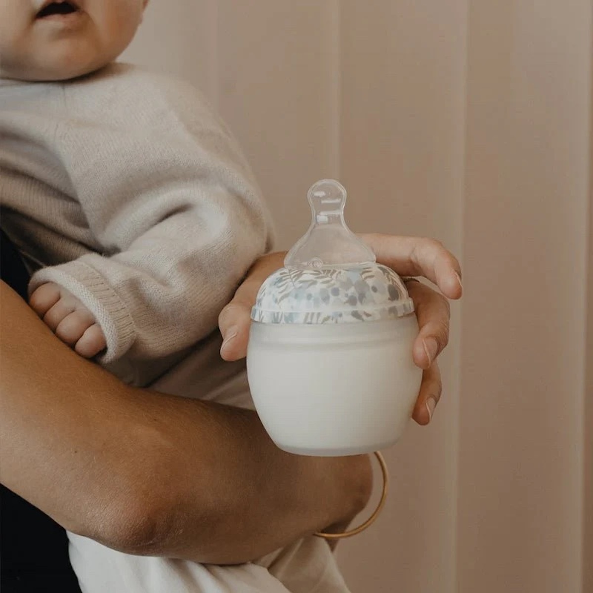 Biberón 240ml Elhée Mimosenfeld blau