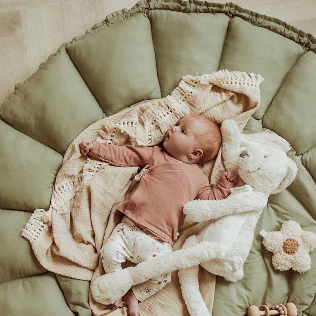 Bloom Meadow Green Organic Babymat