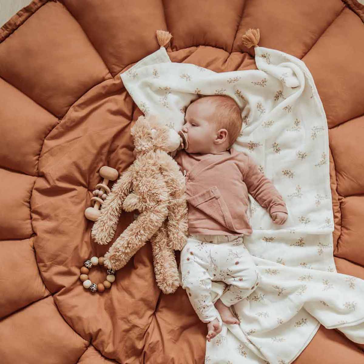 Bloom Tawny Brown Organic Babymat