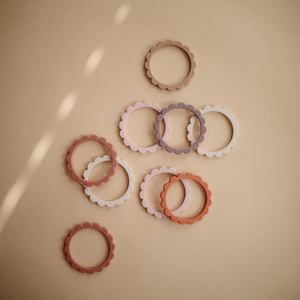 Blumenarmband Pack 3 Mushie Blush Rose Sh.Sand