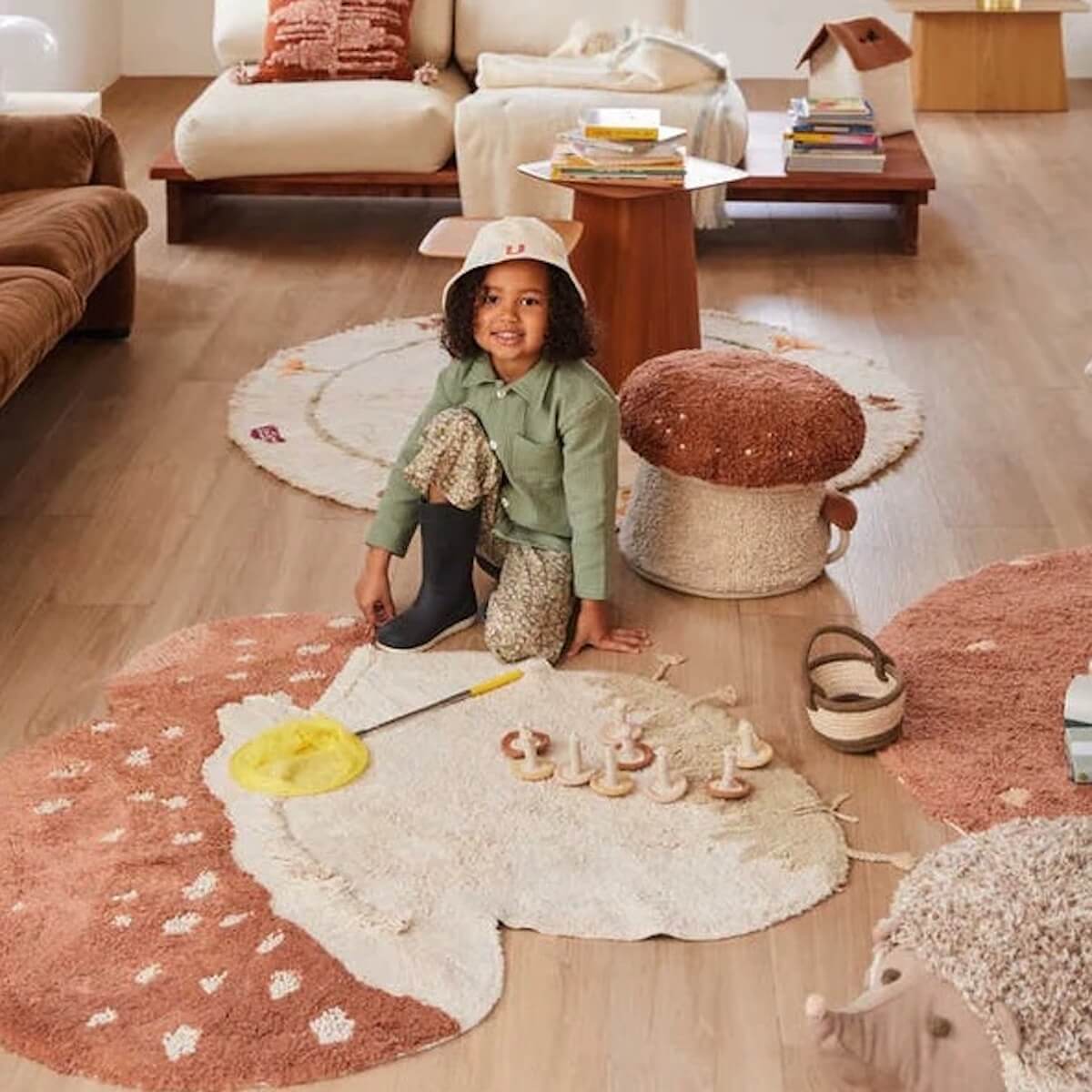 BOLETUS Lorena Canals Natural Olive Chestnut Ivory Teppich 120x120cm