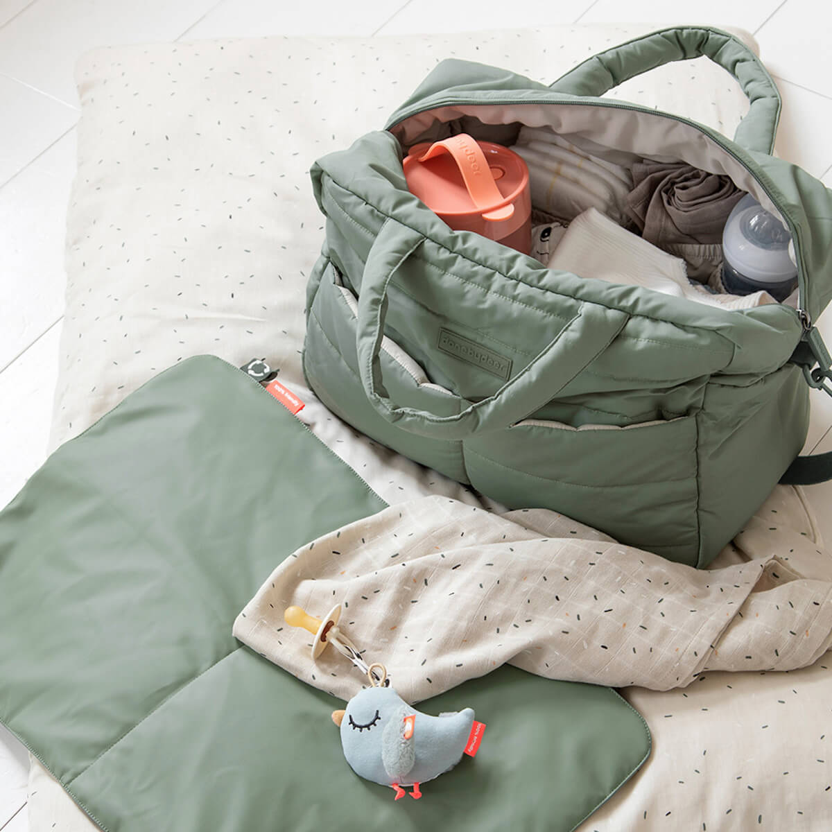 Bolso cambiador acolchado Arena Done by Deer