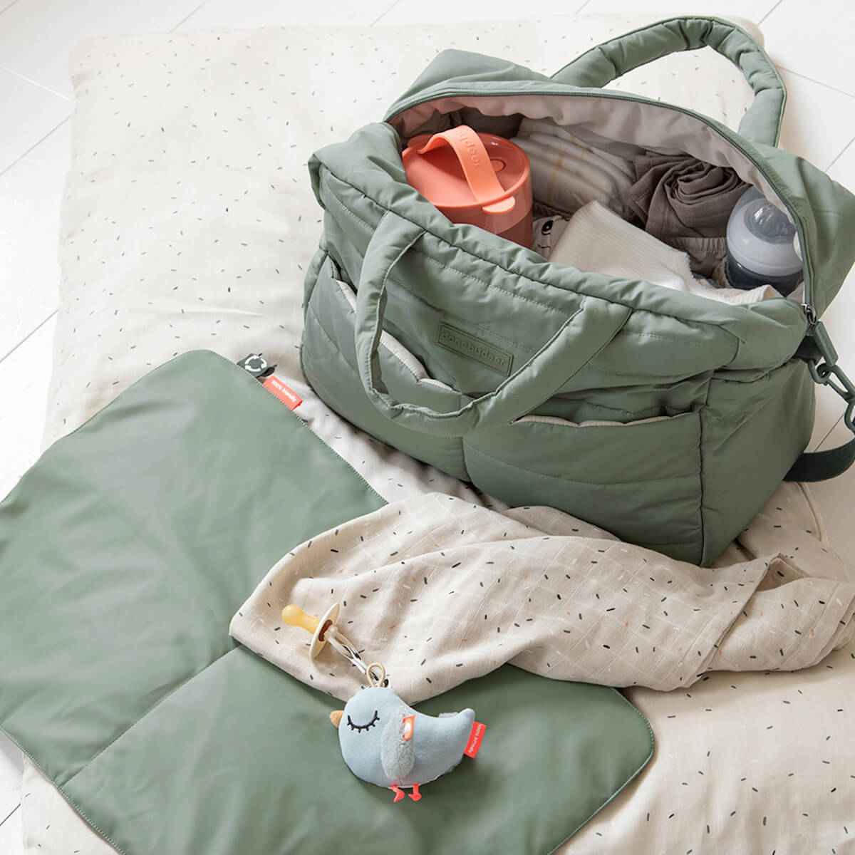 Bolso cambiador acolchado Verde Done by Deer