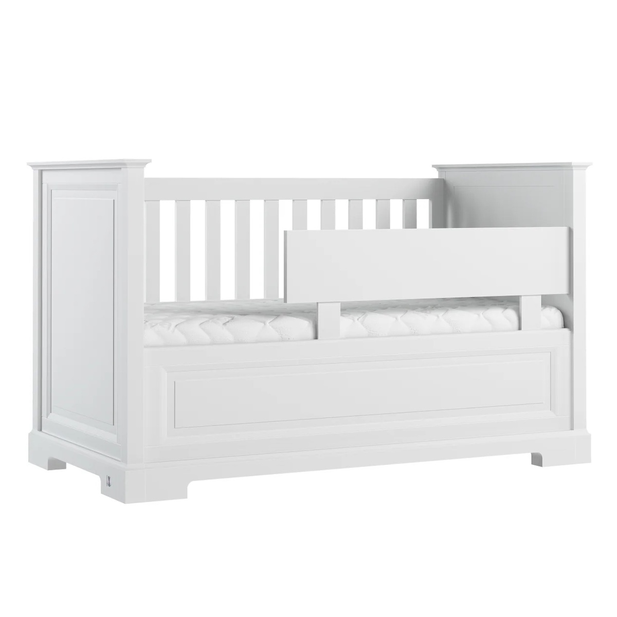 Cot ROYAL II 70x140cm (long side lattices) + 2 side panels (included) Lui e Lei