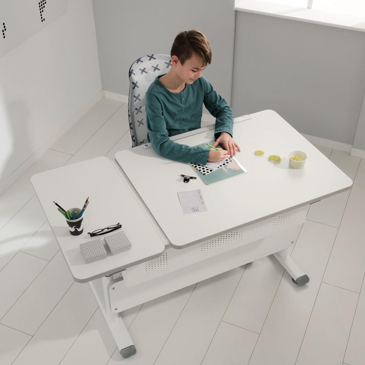DIEGO GT Schreibtisch 130 x 70 cm, Tischplatte kreideweiß, Gestell weiß DIEGO Schreibtische Paidi Weiß