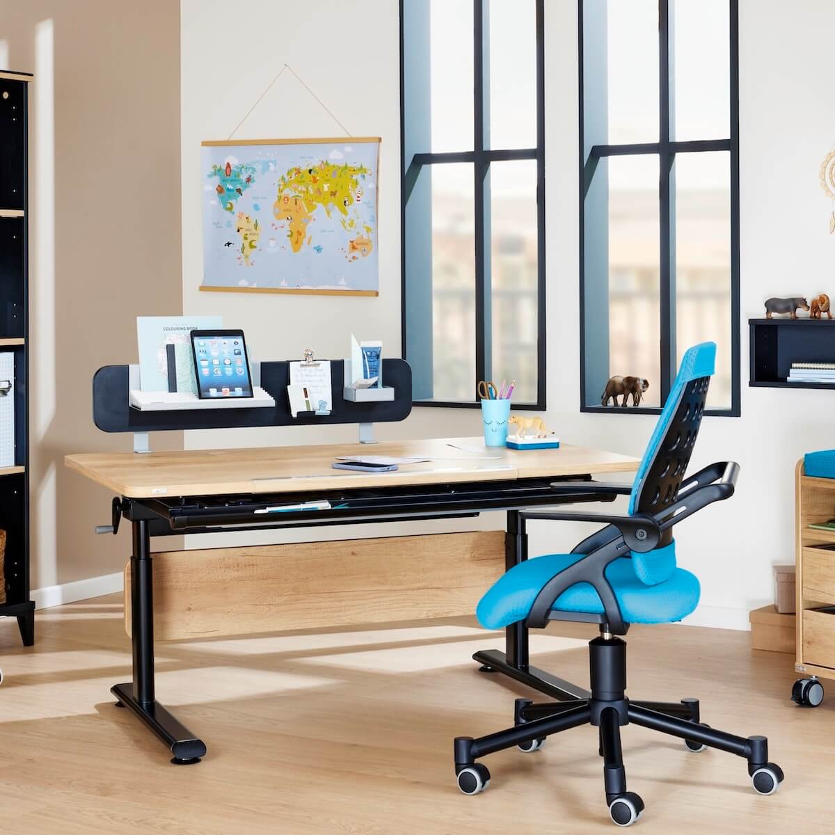 DIEGO GT Schreibtisch 130x70cm, Tischplatte Eiche-Nebraska-NB, Gestell Schwarz DIEGO Schreibtische Paidi Schwarz Eiche Nebraska