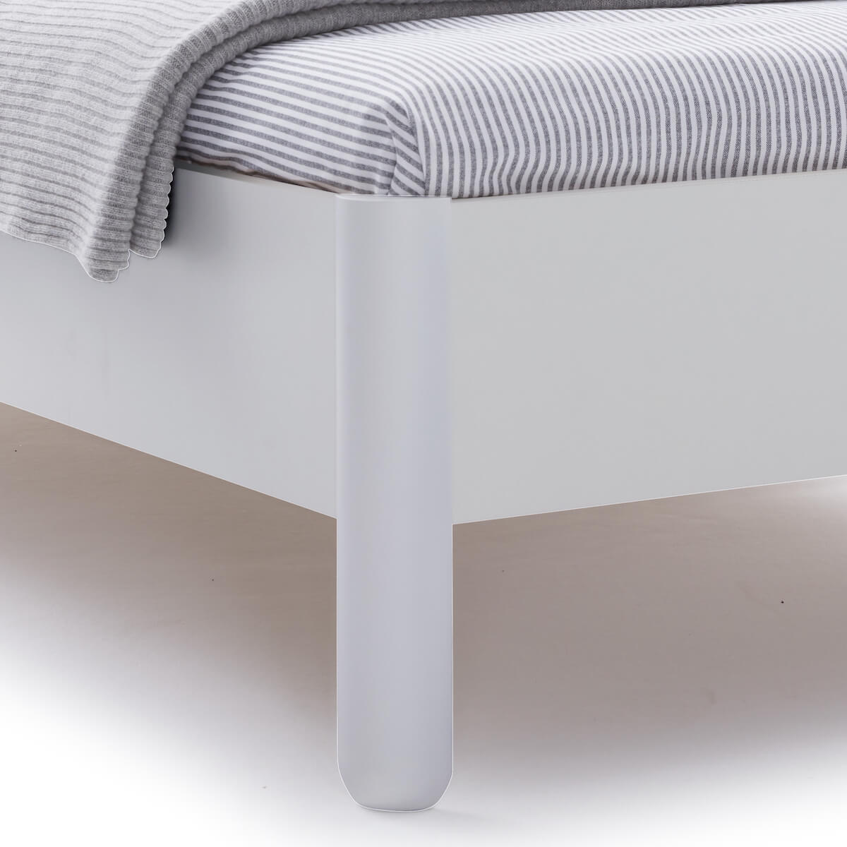 Einzelbett mit Kopfteil 120x200cm NAIT Müller Small Living Lichtgrau