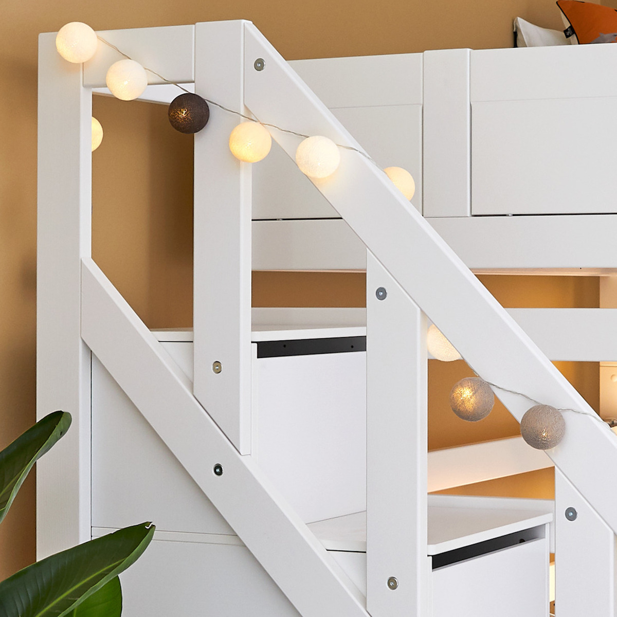 Family Etagenbett mit Treppe 90x200cm/140x200cm Lifetime weiß