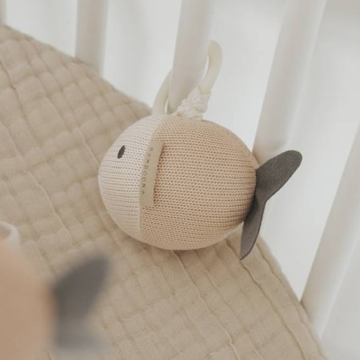 FISH PINK Hängespielzeug Bamboom pink