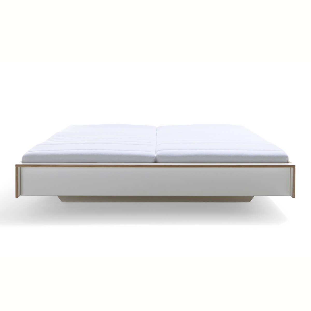 Flai Bett CPL- weiß beschichtet 140x200cm, klassische Höhe 240 mm, ohne Kopfteil Müller Small Living
