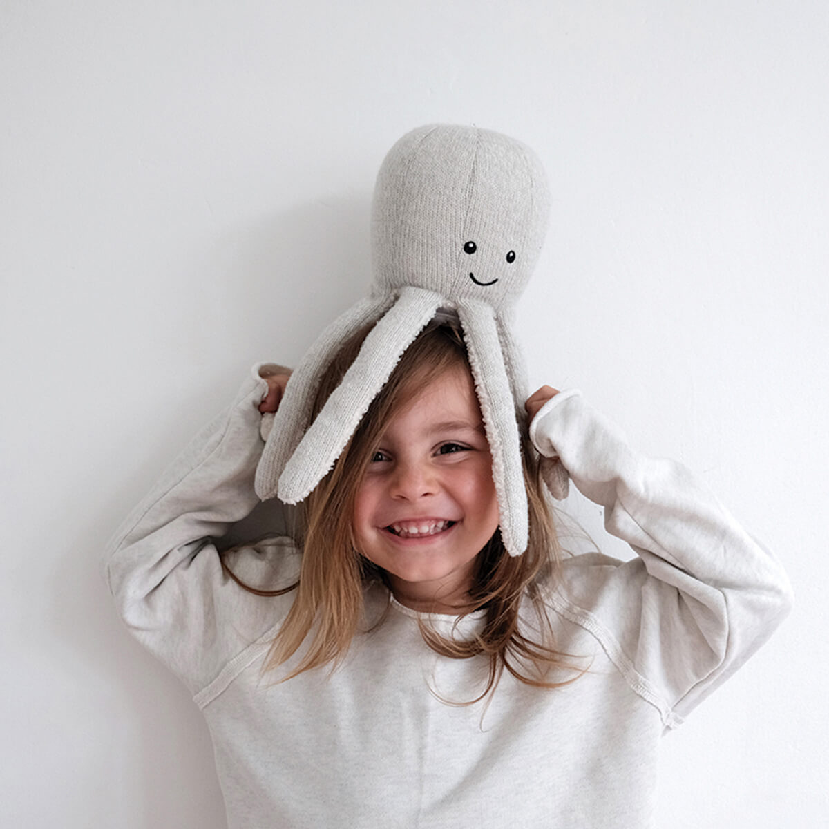 Flow Amsterdam Soft toy - Bluetooth Lautsprecher - Octopus Olly - grey - One size