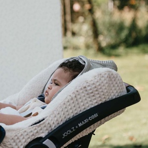 Fußsack für Autositz 0+ 3-5 Punkte Malaga Koeka sage