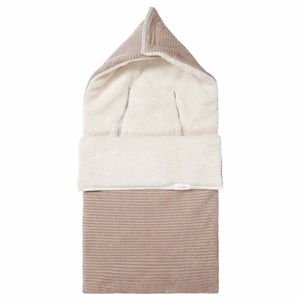 Fußsack für Autositz 0+ 3/5 Punkte teddy Vik Koeka