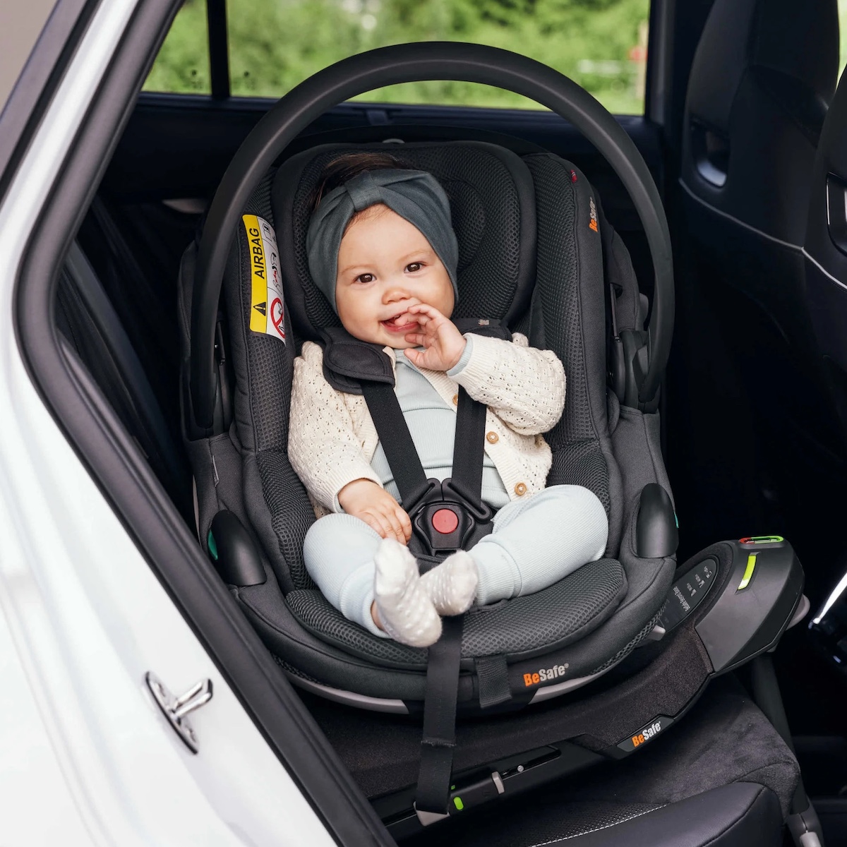 Go Beyond Autositz Gruppe 0+ Besafe fresh black cab