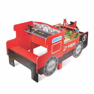 Große Eisenbahnstrecke mit Tisch LOCOMOTIVE Hape