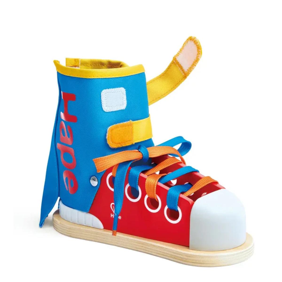 Hape-Schuhe binden