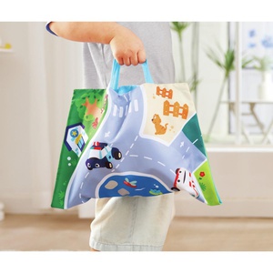 Hape waschbare Rückziehautos und -strecke