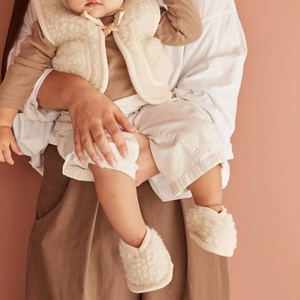 Hausschuhe aus Merinowolle 0-3M Binibamba milk