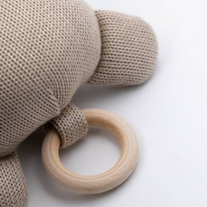 HIPPO Hängespielzeug Bamboom oyster sand