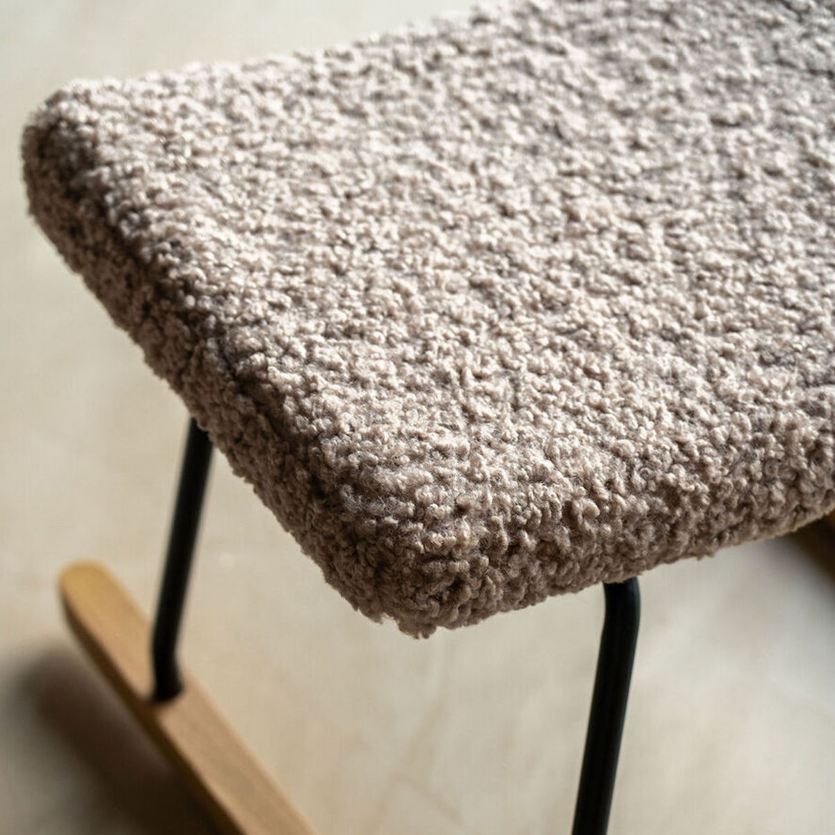 Hocker For Rocker De Luxe Stone Quax