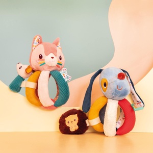 Jeanne Rassel mit Griffen Lilliputiens