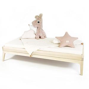Juniorbett KERA in Esche mit Sockelfuß Pure