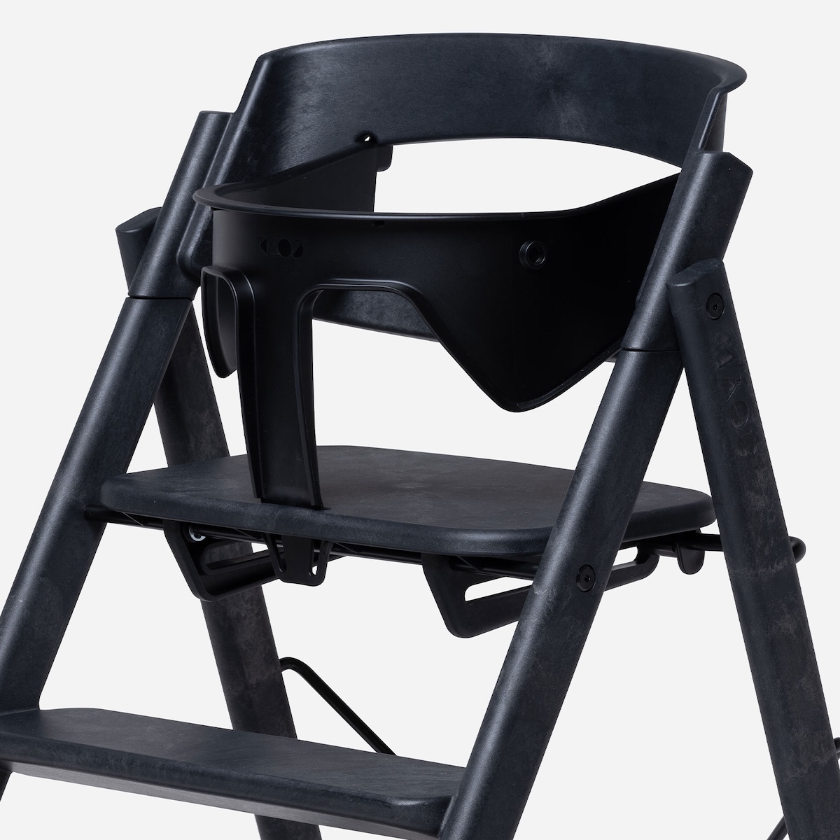 KAOS Klapp Babyset aus schwarzem recyceltem Kunststoff