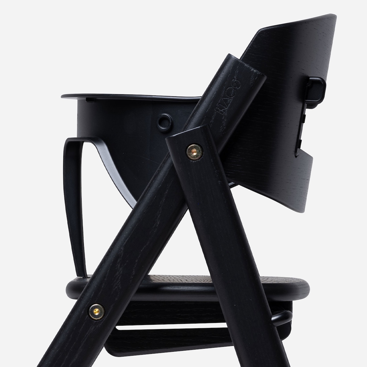 KAOS Klapp Babyset aus schwarzem recyceltem Kunststoff