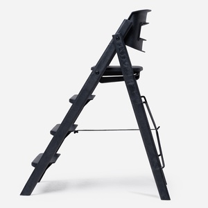 KAOS Klapp Hochstuhl aus recyceltem Kunststoff in Anthrazitschwarz