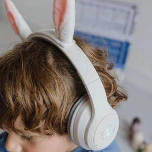 Kidyears Bluetooth headset with magnetic ears 85 dB mode space for SD card jack cable Kidywolf Rabbit