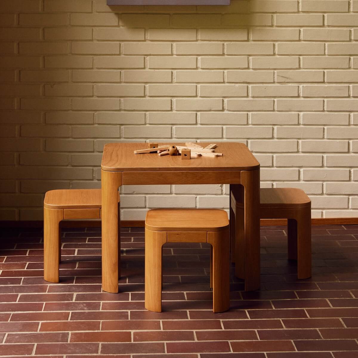 Kinderhocker NOVA Flexa oak veneer plywood