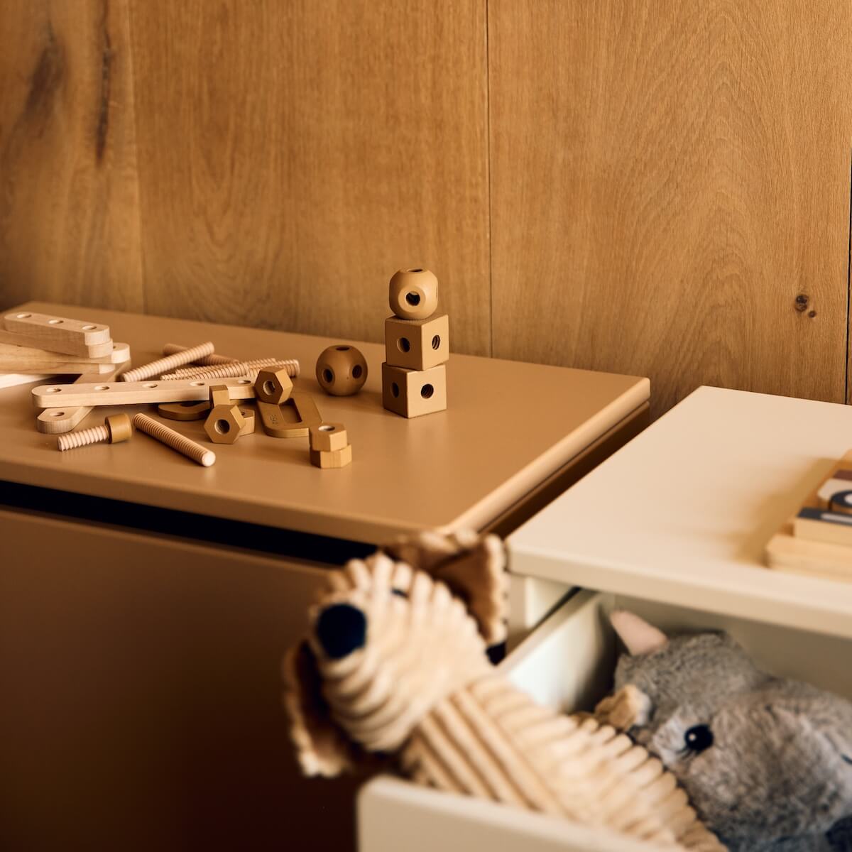 Kindersitzbank DOTS Flexa cream