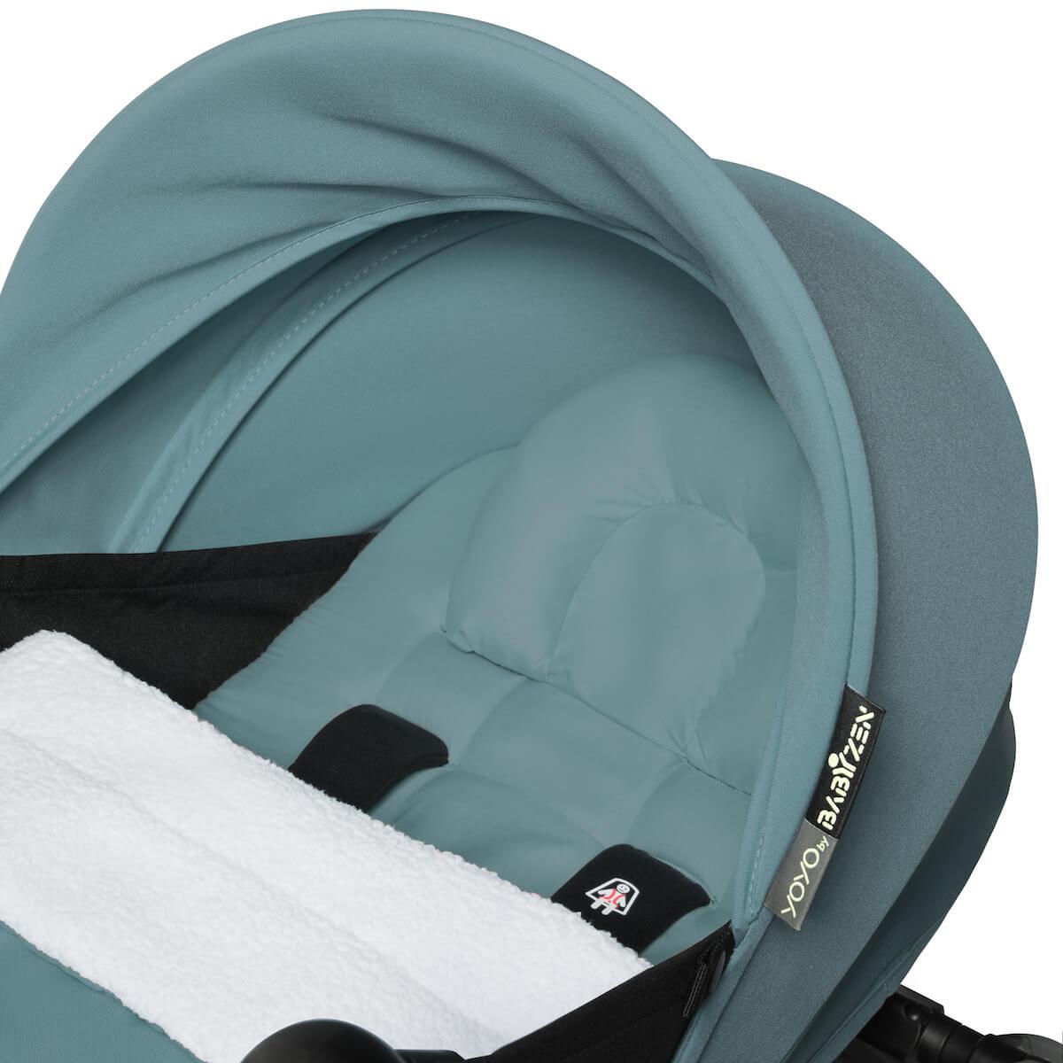 Kinderwagen BABYZEN YOYO² allinone 0+/6+ und Autositz schwartzaqua