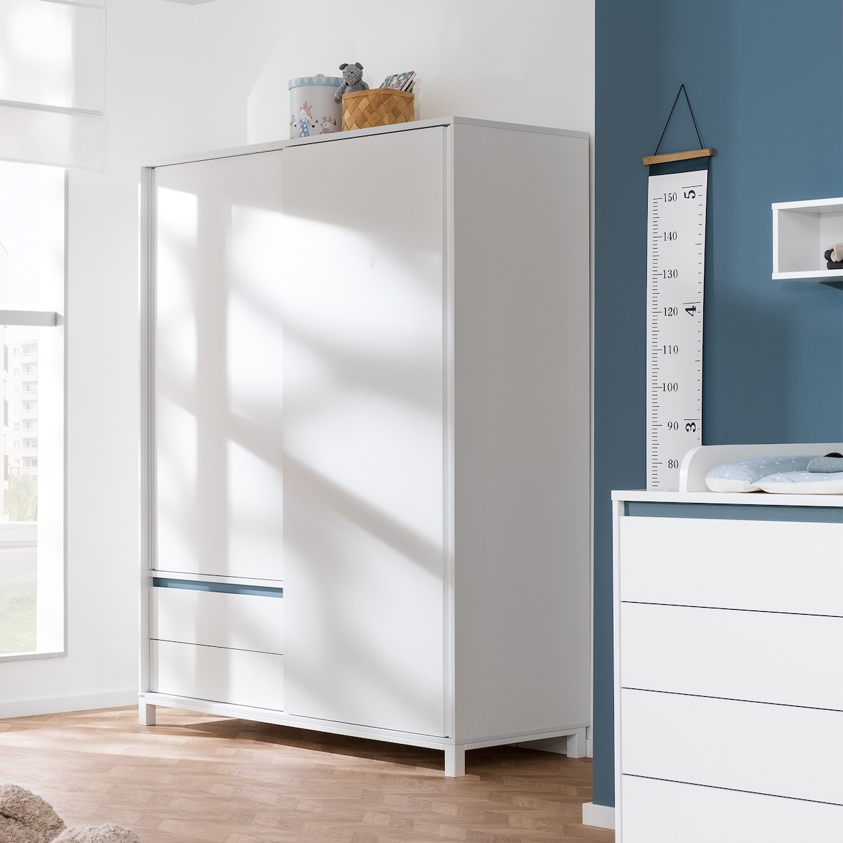 Kleiderschrank 2 Schiebetüren 2 Schubladen OLLI Paidi weiß rosa