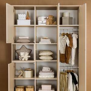 Kleiderschrank 4T, 2 Längstüren, 2 Quertüren, 1 offenes Fach, 2 Mittelwände, 7 Etagen, 2 Dreifachkleider MILA & BEN Paidi Beige cashmere / skandinavisches Holz