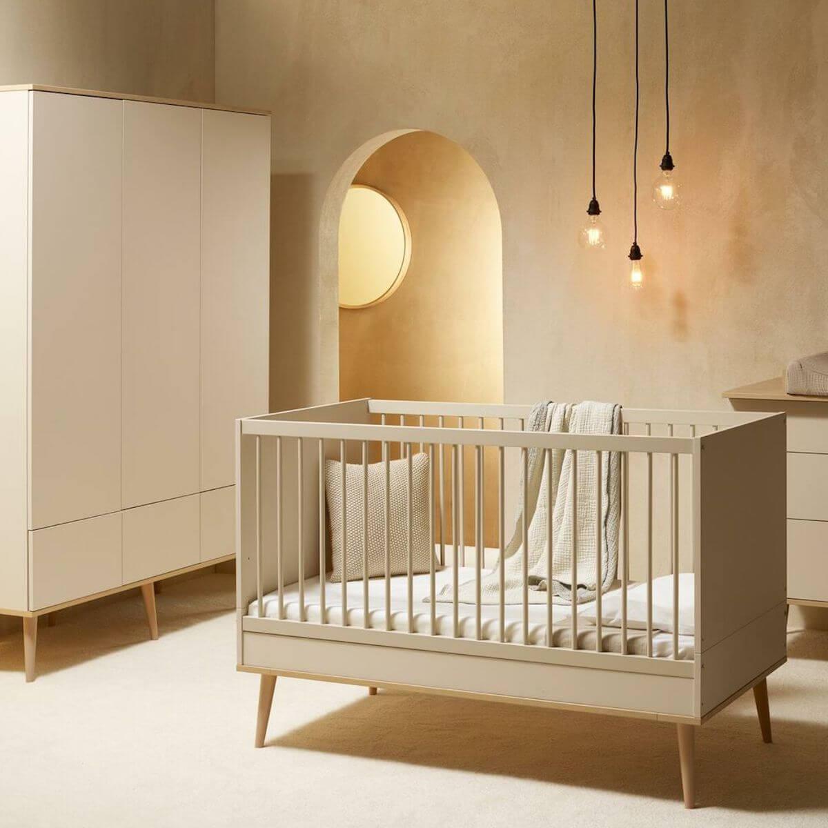 Kleiderschrank XL FLOW Quax Eiche natur-Clay