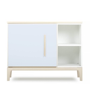Kleinmöbel 1 Tür 2 Nischen NADO Curve Esche sky blue