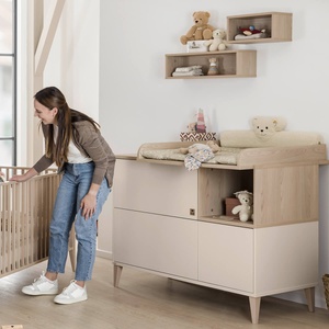 Kommode 1T2S, 1 Tür, 2 Schubladen, 1 Innenschublade, obere und innere Schublade mit Vollauszug MILA & BEN Paidi Beige cashmere / skandinavisches Holz